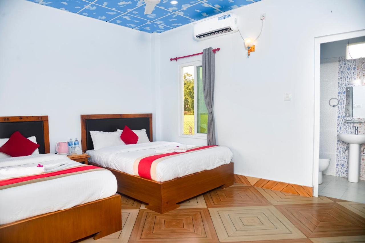 Hotel Greenland Safari Саураха Екстер'єр фото