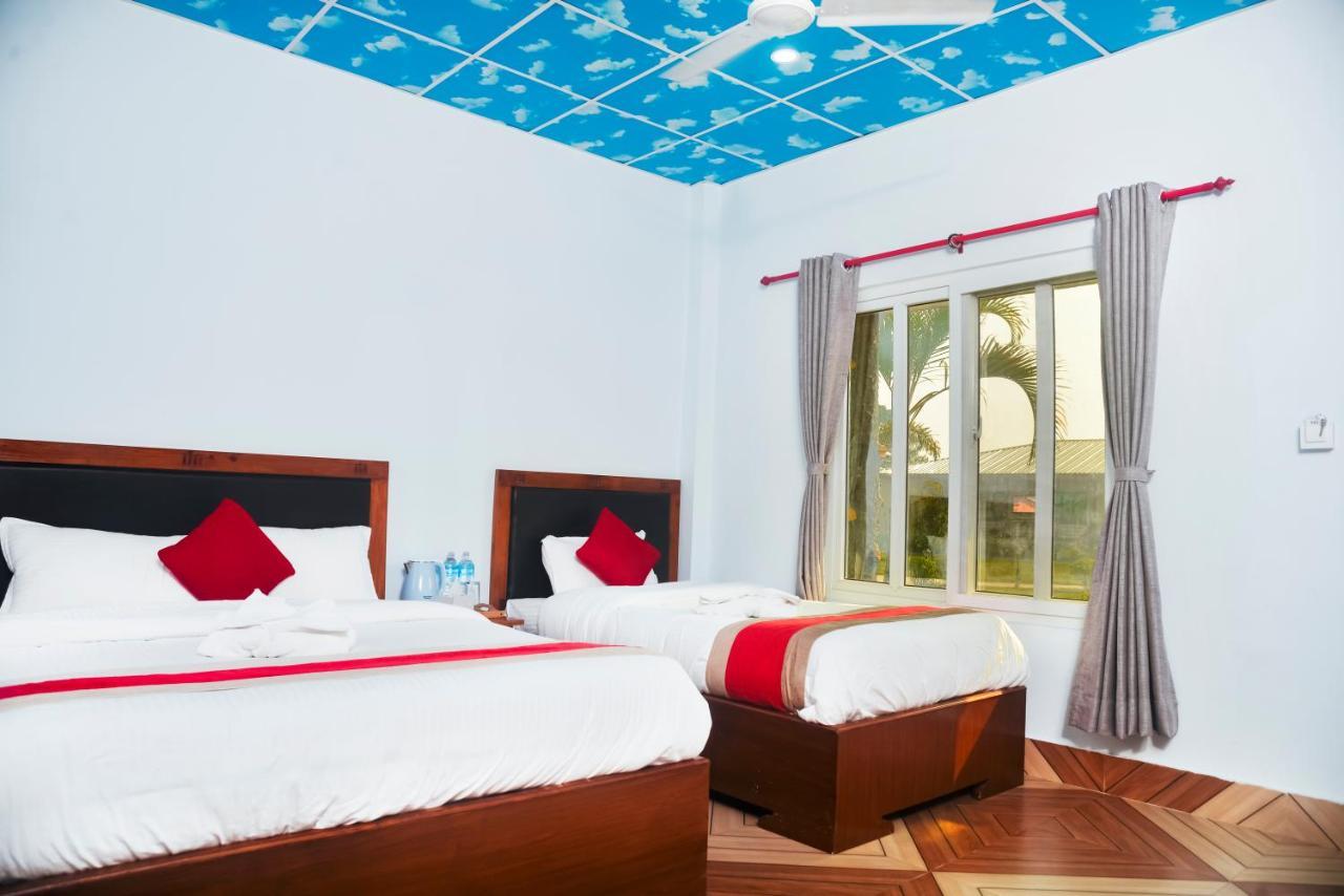 Hotel Greenland Safari Саураха Екстер'єр фото